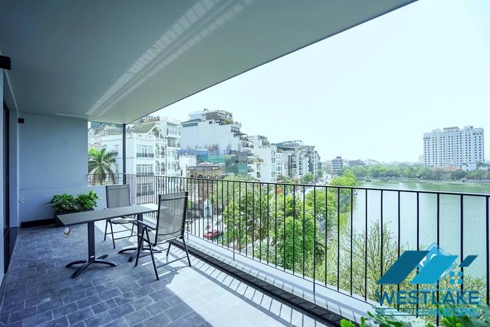 Cho Thuê Căn Hộ 4 Phòng Ngủ Đẹp, Hiện Đại, Ban Công Rộng View Hồ Tại Phố Quảng An, Tây Hồ