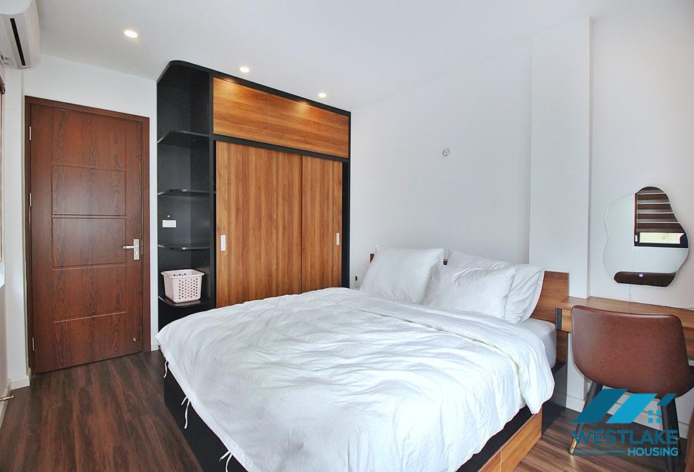 A bright one bedroom apartment for rent on Dang Thai Mai street, Tay Ho, Ha Noi