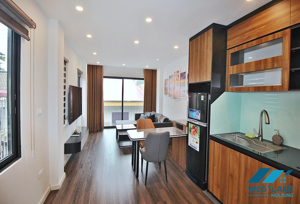 A bright one bedroom apartment for rent on Dang Thai Mai street, Tay Ho, Ha Noi