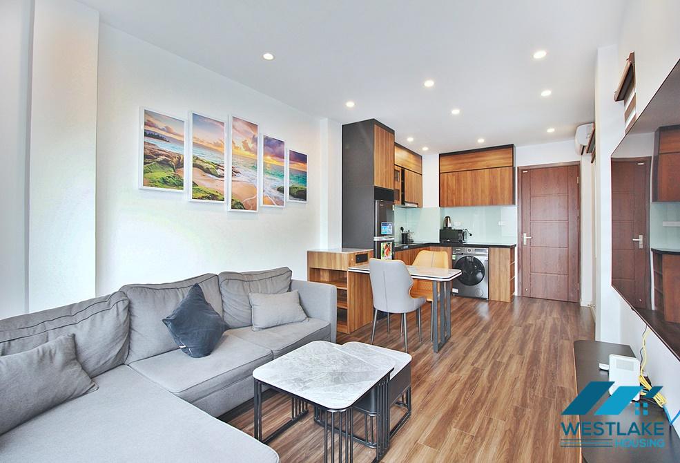 A bright one bedroom apartment for rent on Dang Thai Mai street, Tay Ho, Ha Noi