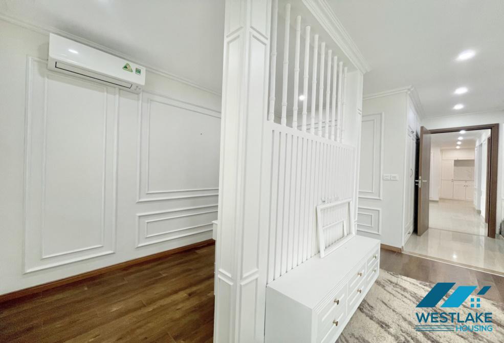 A new and modern 3 bedroom apartment for rent in Ciputra, Tay ho , Ha noi