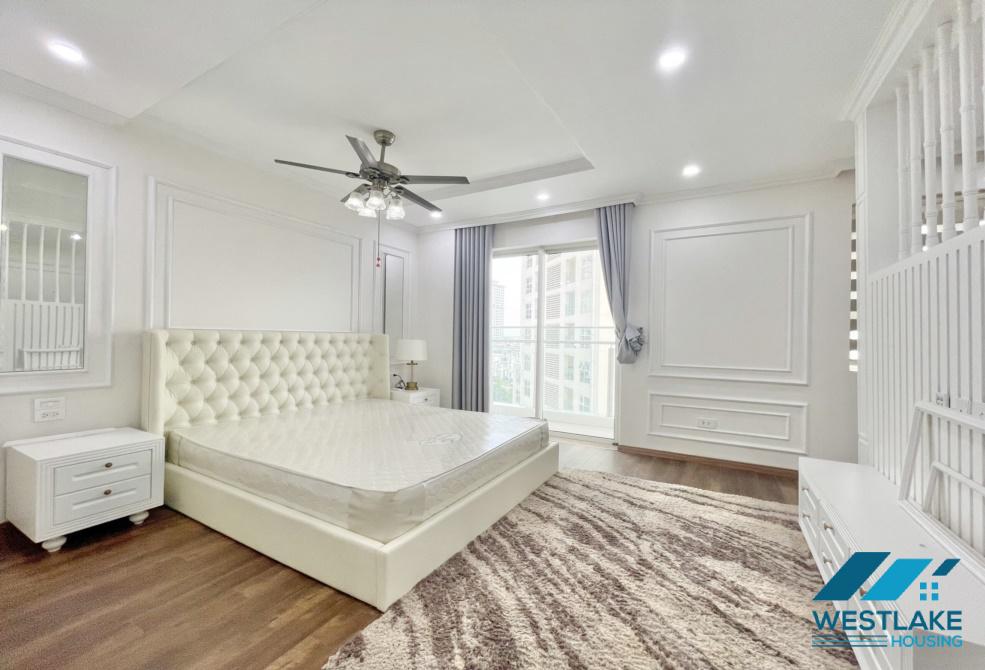 A new and modern 3 bedroom apartment for rent in Ciputra, Tay ho , Ha noi