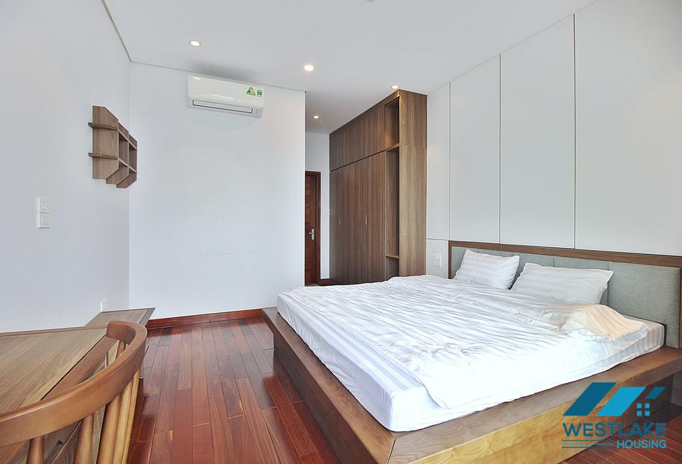 Lake view 2 bedroom apartment in Vu mien str, Tay ho