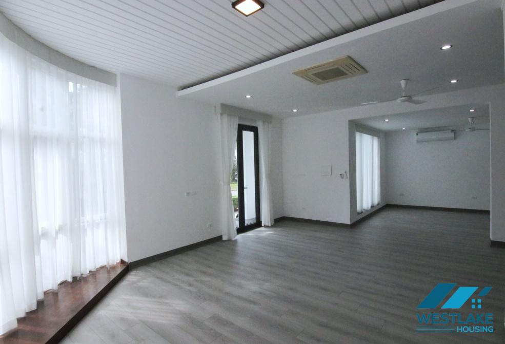 Cho thuê biệt thự góc 220m2, 3 tầng, 5 phòng ngủ, đầy đủ nội thất, gần trường quốc tế UNiS