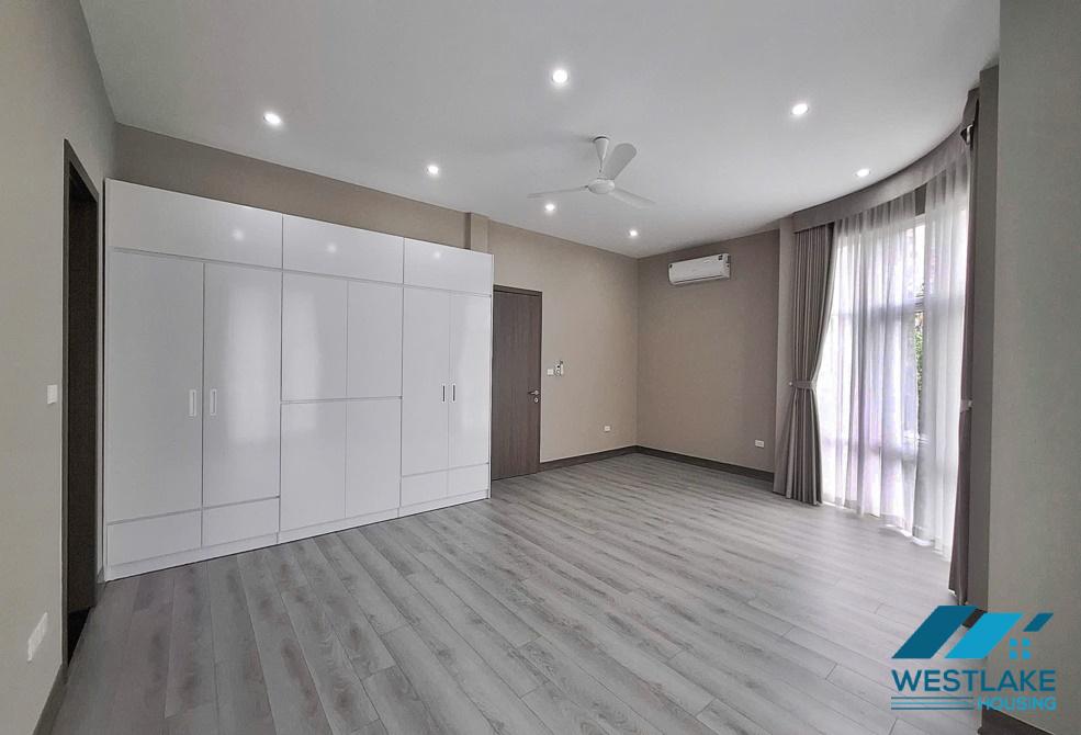 Cho thuê biệt thự góc 220m2, 3 tầng, 5 phòng ngủ, đầy đủ nội thất, gần trường quốc tế UNiS