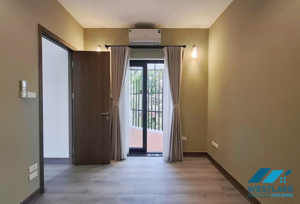 Cho thuê biệt thự góc 220m2, 3 tầng, 5 phòng ngủ, đầy đủ nội thất, gần trường quốc tế UNiS