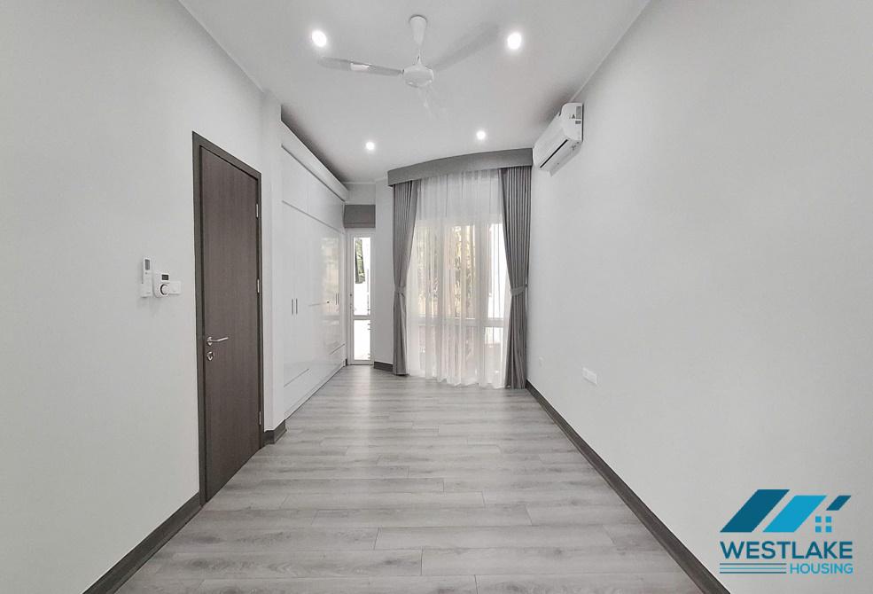 Cho thuê biệt thự góc 220m2, 3 tầng, 5 phòng ngủ, đầy đủ nội thất, gần trường quốc tế UNiS