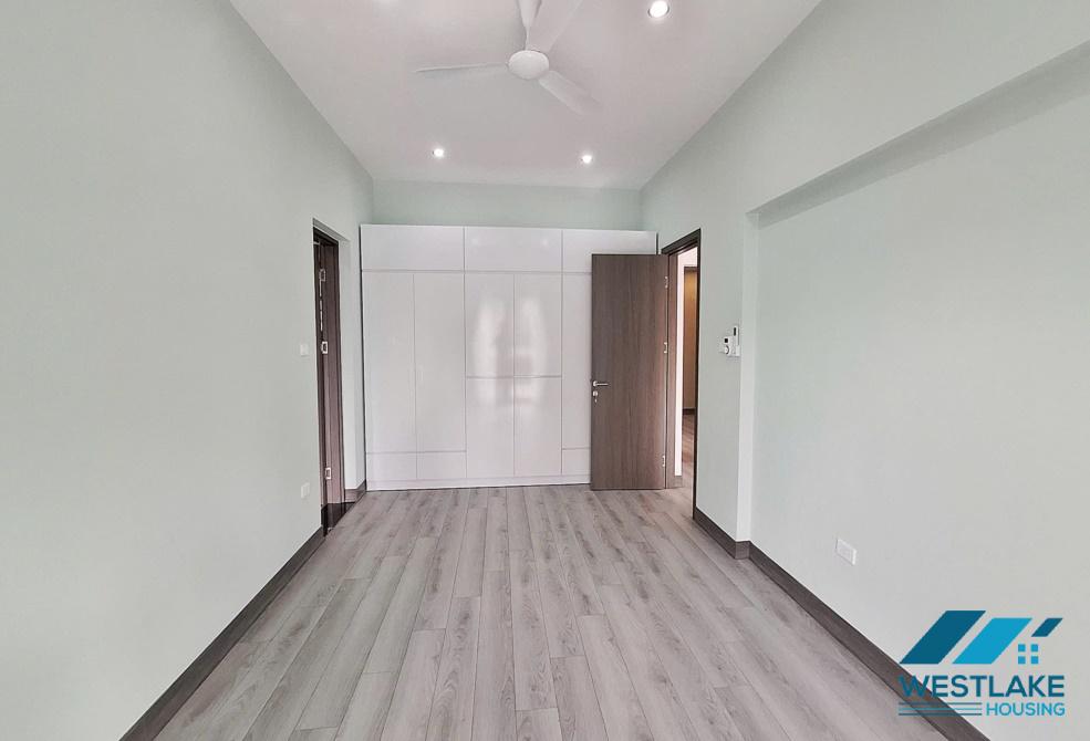 Cho thuê biệt thự góc 220m2, 3 tầng, 5 phòng ngủ, đầy đủ nội thất, gần trường quốc tế UNiS