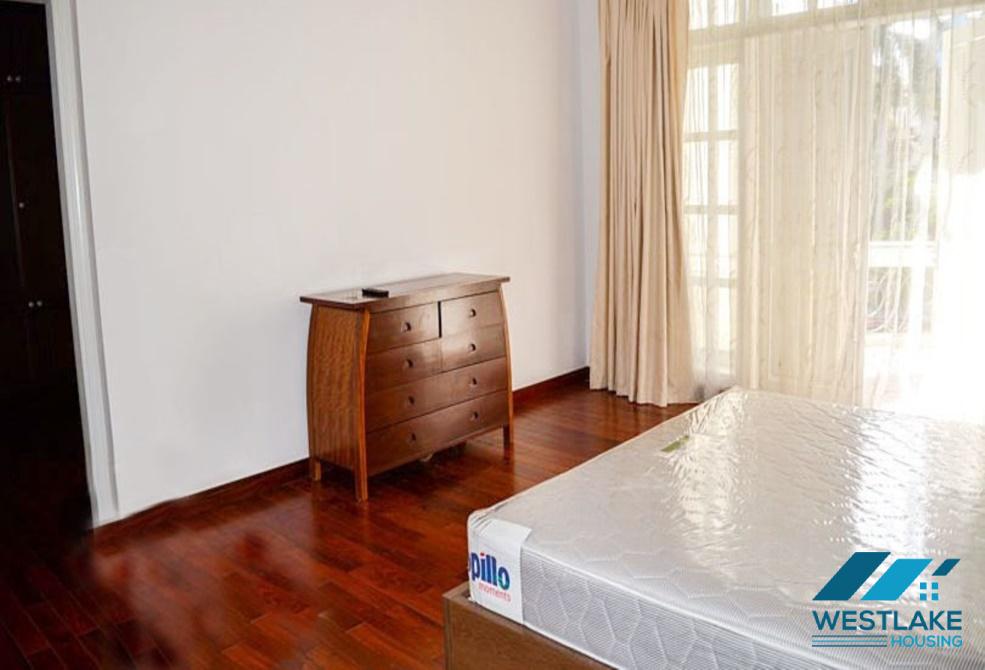 Biệt thự 5 phòng ngủ tuyệt đẹp có HỒ BƠI cho thuê tại Ciputra, Hà Nội