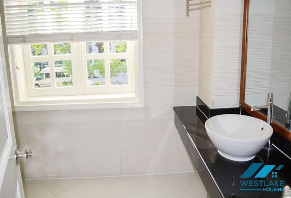 Biệt thự 5 phòng ngủ tuyệt đẹp có HỒ BƠI cho thuê tại Ciputra, Hà Nội