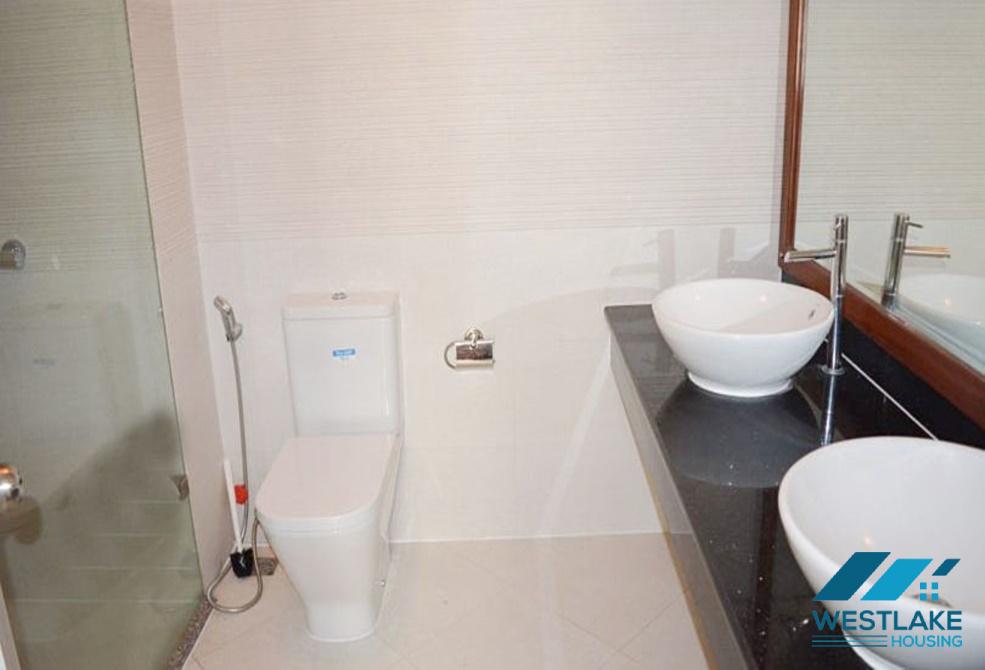 Biệt thự 5 phòng ngủ tuyệt đẹp có HỒ BƠI cho thuê tại Ciputra, Hà Nội