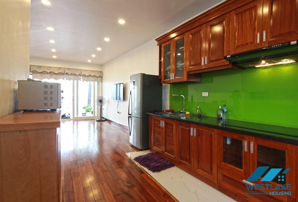 Căn Hộ 1 Phòng Ngủ, Ban Công Rông Thoáng View Hồ Cho Thuê Tại Vũ Miên, Tây Hồ