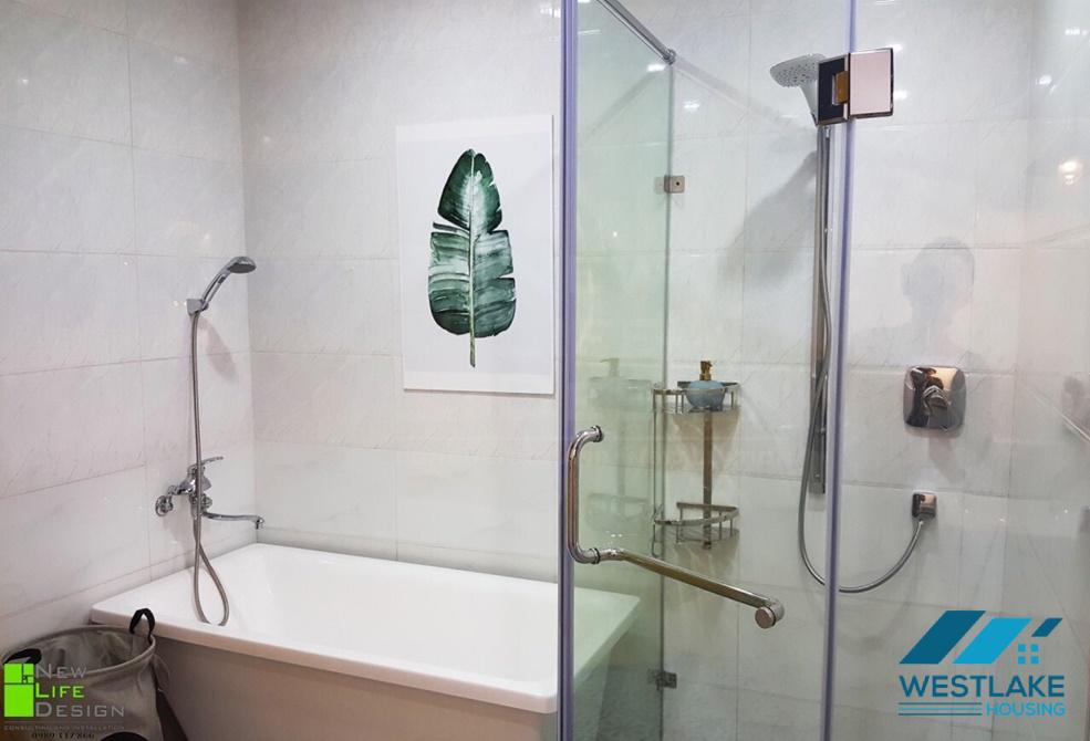 Cho thuê căn hộ 1 phòng ngủ hiện đại tại Sungran Thụy Khuê, Ba Đình.