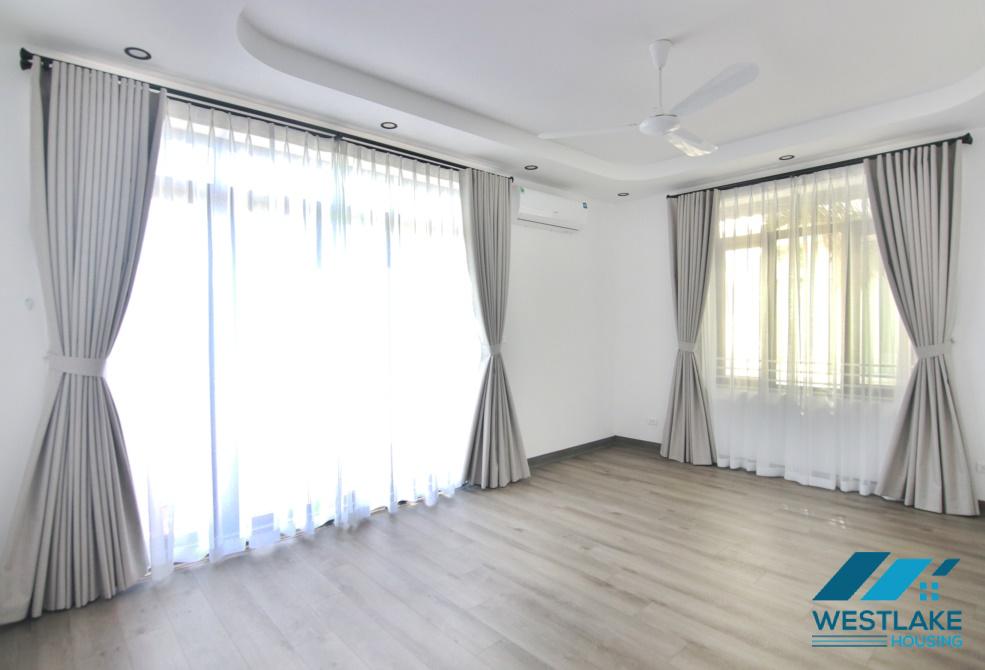 Biệt thự đẹp mới cải tạo gần Trường UNIS