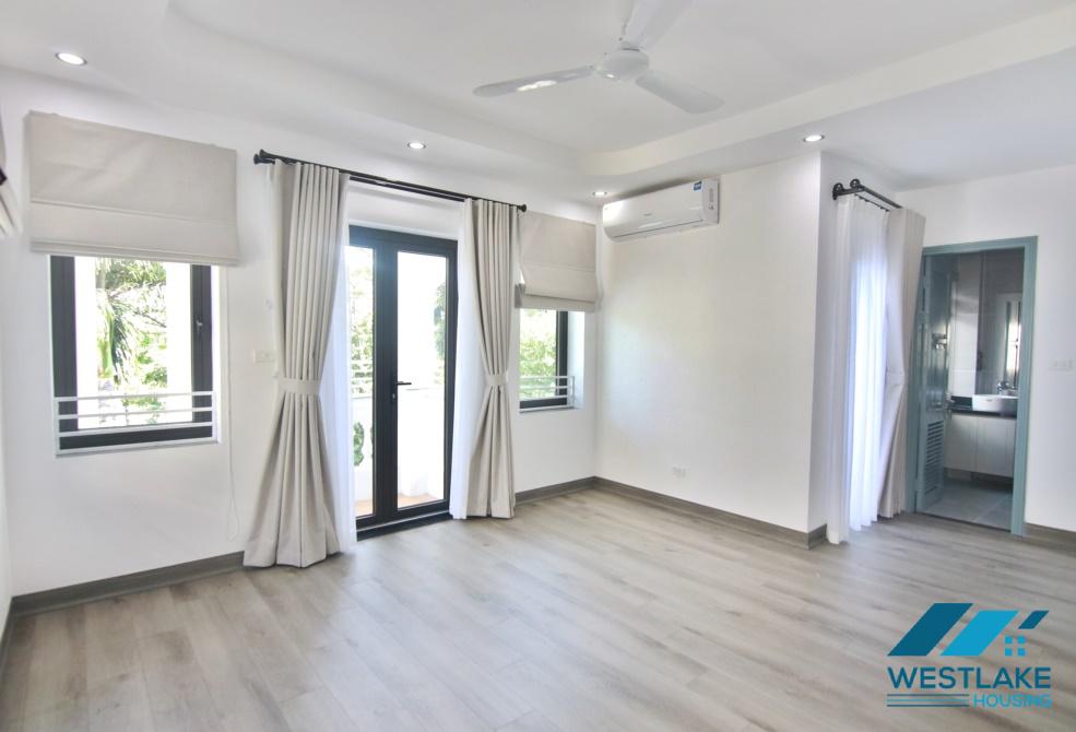Biệt thự đẹp mới cải tạo gần Trường UNIS