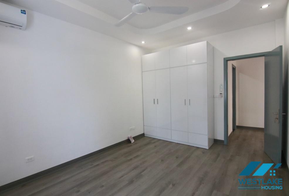 Biệt thự đẹp mới cải tạo gần Trường UNIS