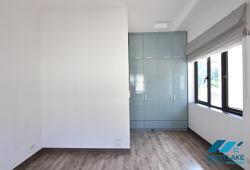 Một ngôi nhà mới được cải tạo theo phong cách hiện đại cho thuê tại Khu D Ciputra