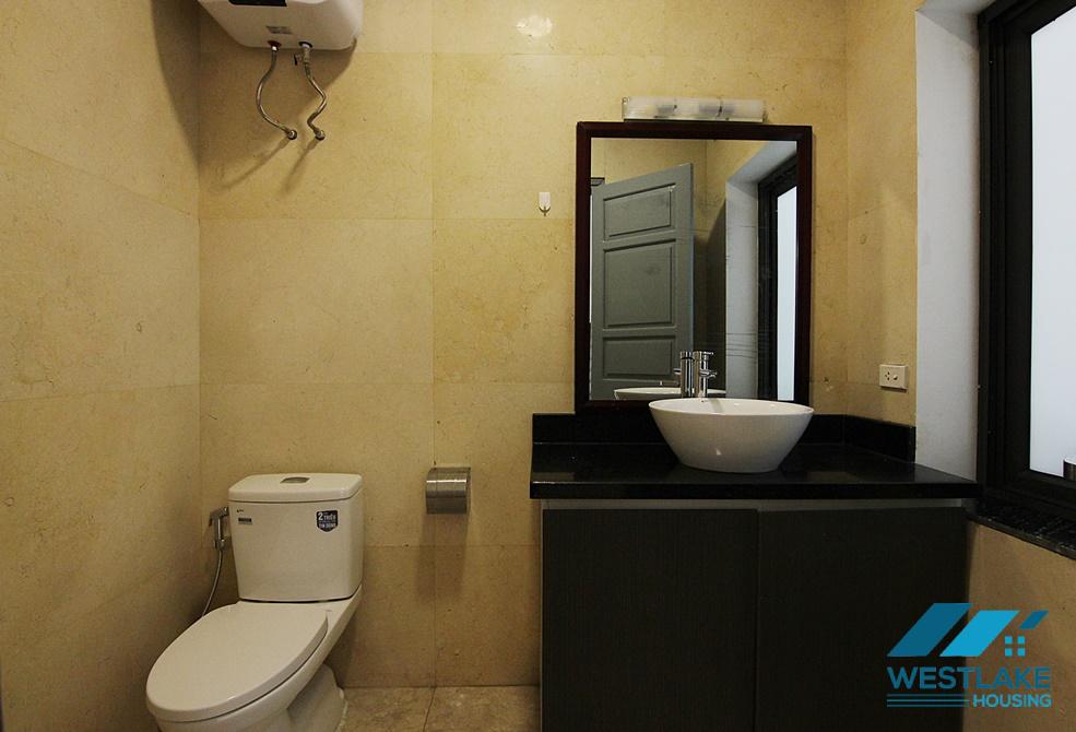 Một ngôi nhà mới được cải tạo theo phong cách hiện đại cho thuê tại Khu D Ciputra