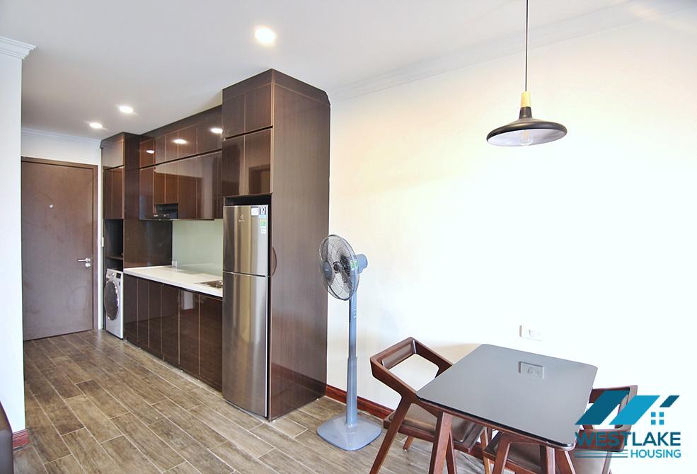 A new studio with nice lake view in Vu mien, Tay ho