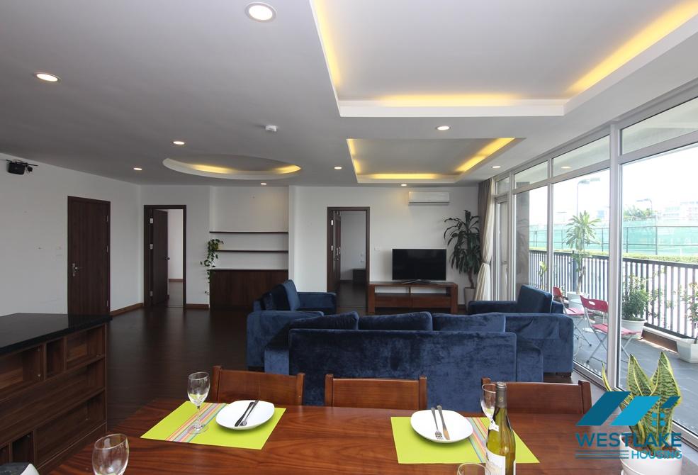 A spacious 03 bedrooms apartment for rent in Tay Ho, Ha Noi