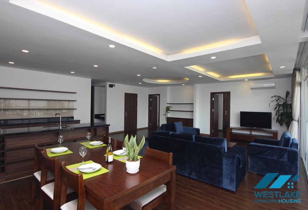A spacious 03 bedrooms apartment for rent in Tay Ho, Ha Noi