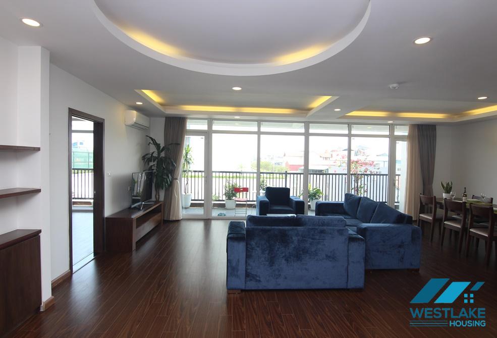 A spacious 03 bedrooms apartment for rent in Tay Ho, Ha Noi