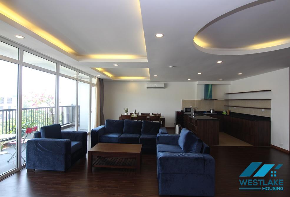 A spacious 03 bedrooms apartment for rent in Tay Ho, Ha Noi