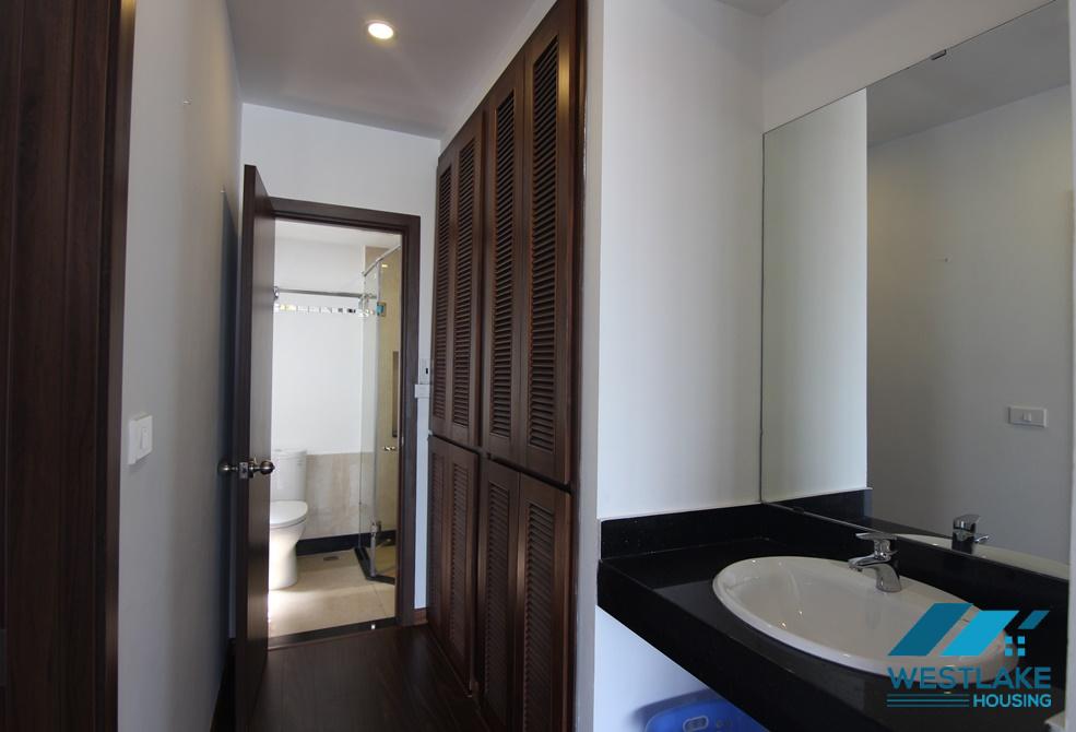 A spacious 03 bedrooms apartment for rent in Tay Ho, Ha Noi