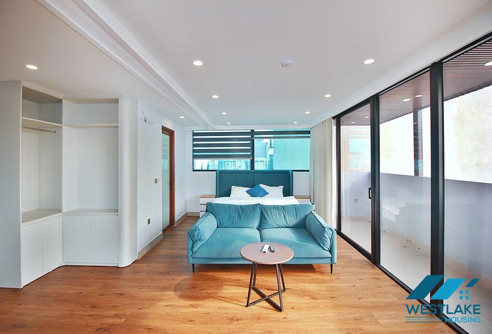 A beautiful studio apartment for rent in Yen Phu area, Tay Ho, Ha Noi