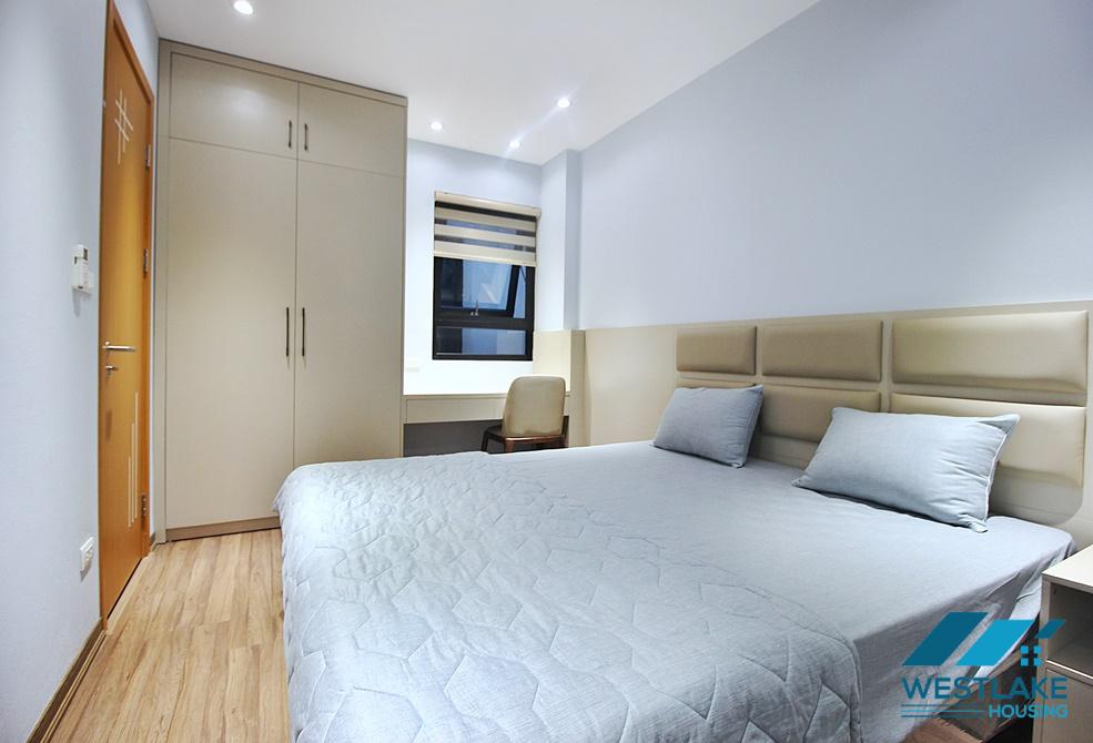 A new lakeview apartment for rent in Vu mien, Tay ho