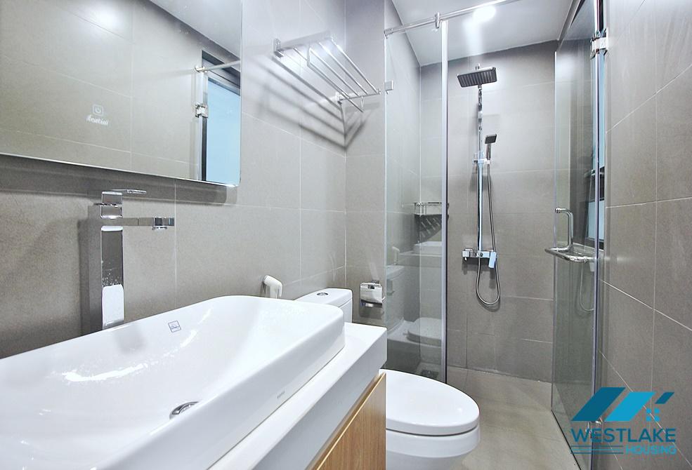 A new lakeview apartment for rent in Vu mien, Tay ho