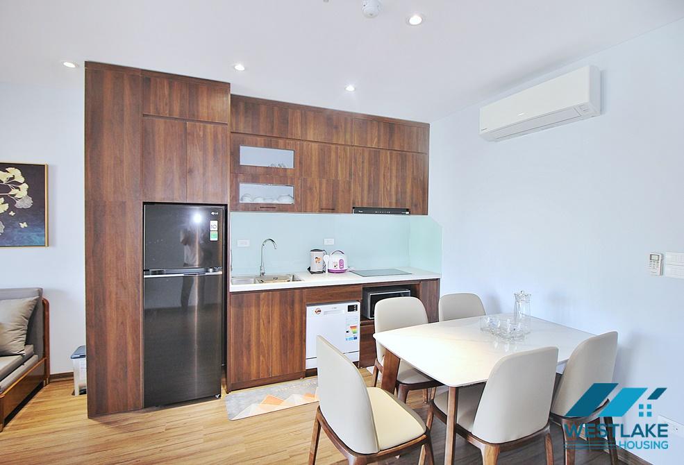A new lakeview apartment for rent in Vu mien, Tay ho