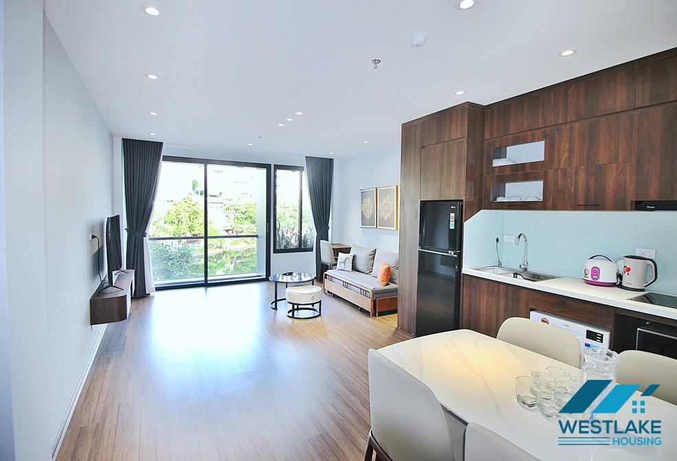 A new lakeview apartment for rent in Vu mien, Tay ho