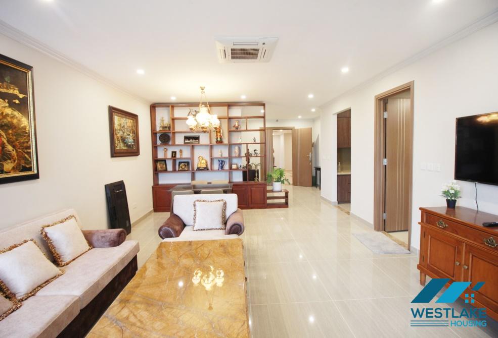 Căn hộ 3 phòng ngủ view thiên nhiên rộng cho thuê tại Ciputra, Tây Hồ