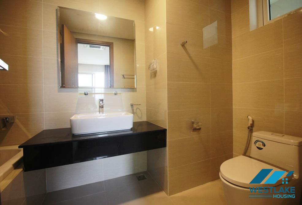 Căn hộ 3 phòng ngủ view thiên nhiên rộng cho thuê tại Ciputra, Tây Hồ
