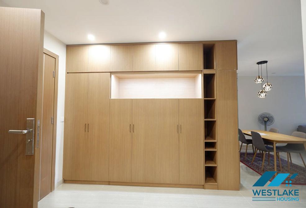 Căn hộ phòng ngủ sang trọng với tầm nhìn ra sân golf lớn tại Ciputra