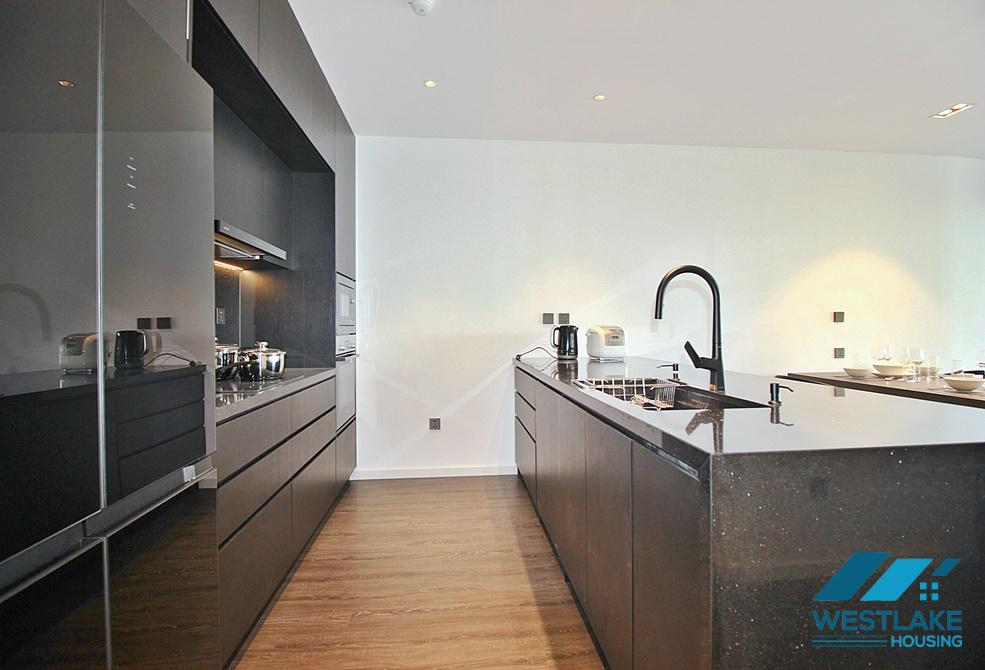 Amazing lake view and luxurious 04 bedrooms apartment for rent on beautiful Quang An Street, Tay Ho, Ha Noi