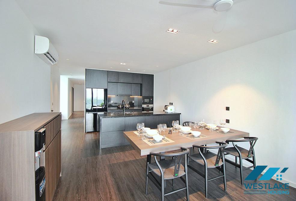Amazing lake view and luxurious 04 bedrooms apartment for rent on beautiful Quang An Street, Tay Ho, Ha Noi