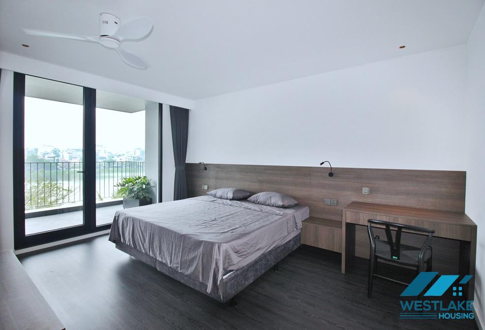 Căn Hộ 4 Phòng Ngủ Sang Trọng, Ban Công Rộng, View Hồ Tuyệt Đẹp Cho Thuê Trên Phố Quảng An, Tây Hồ, Hà Nội