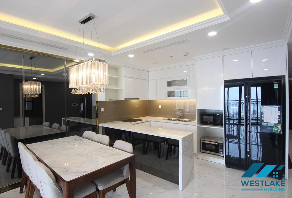 Cho thuê căn hộ 3 phòng ngủ sang trọng tại D'Le Roi Soleil Tây Hồ