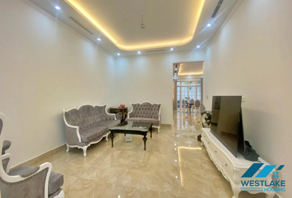  Nhà 5 phòng ngủ cho thuê tại Ciputra với đầy đủ nội thất