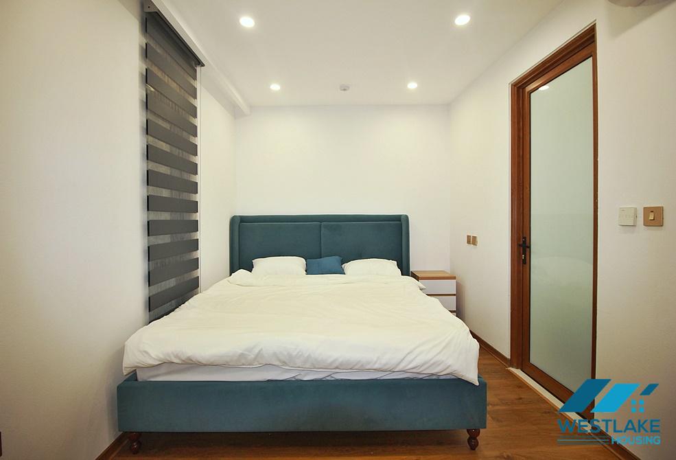 Cho Thuê Căn Hộ Một Phòng Ngủ Mới  Đẹp Tại Phố Vũ Miện Tây Hồ, Hà Nội