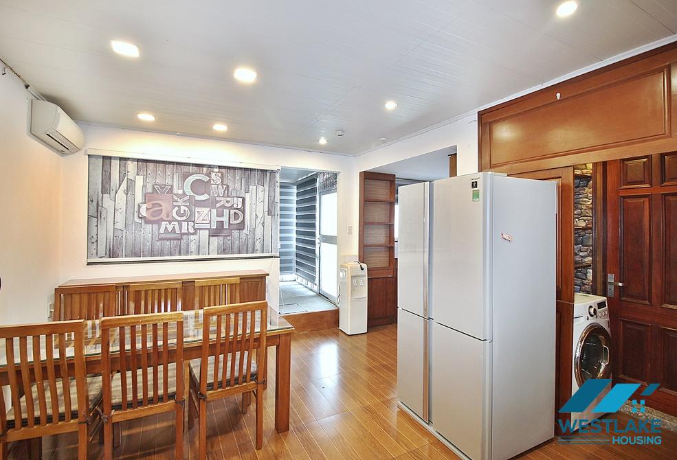 A good price 3 bedroom apartment for rent in Xuan dieu, Tay ho
