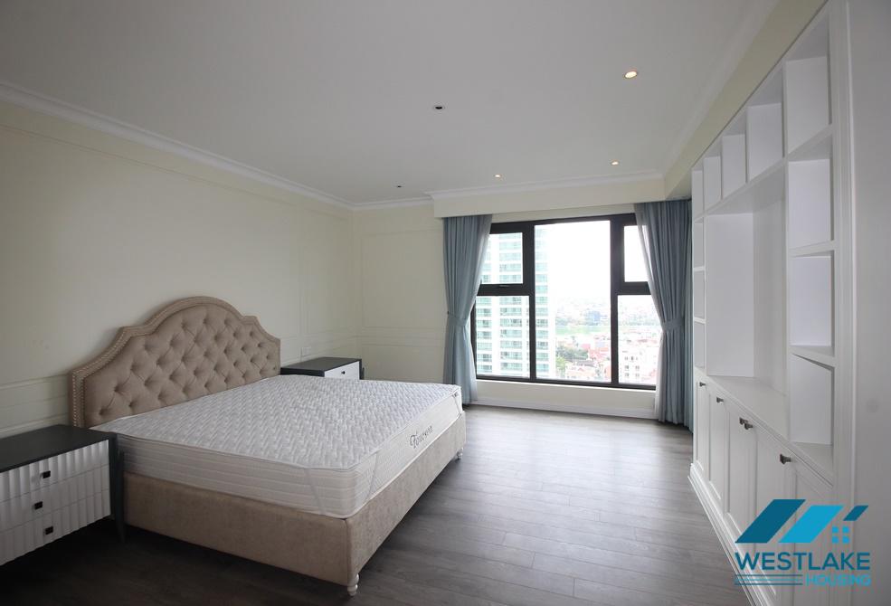 Cho thuê căn hộ 3 phòng ngủ hoàn toàn mới tại tòa nhà D'leroi Soleil, Xuân Diệu, Tây Hồ