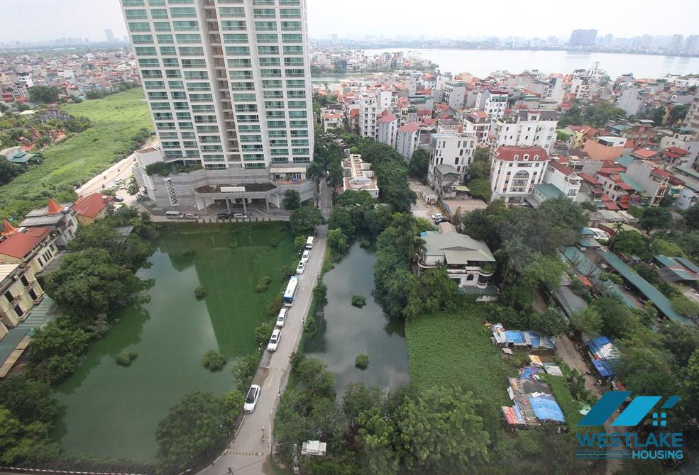 Cho thuê căn hộ 3 phòng ngủ hoàn toàn mới tại tòa nhà D'leroi Soleil, Xuân Diệu, Tây Hồ