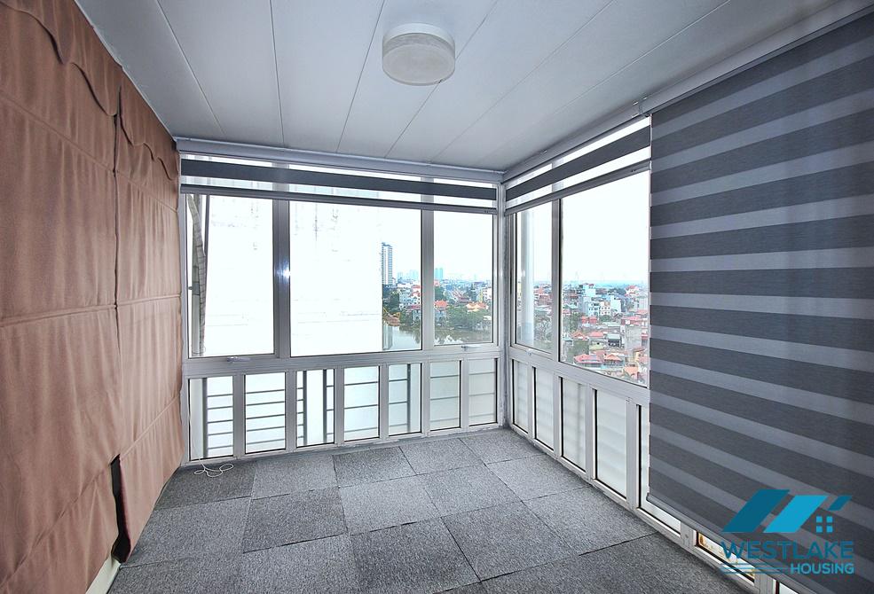 Cho Thuê Căn Hộ 3 Phòng Ngủ Đẹp View Hồ, Giá Tốt Tại Xuân Diệu, Tây Hồ