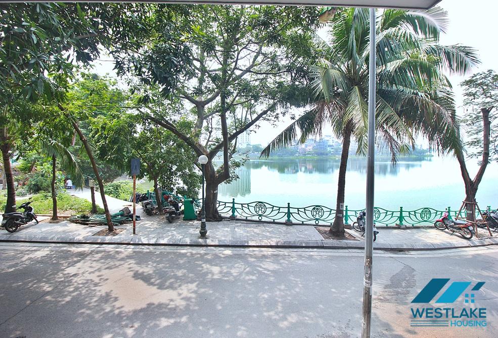 Large size office for rent in Tay Ho District, Ha Noi