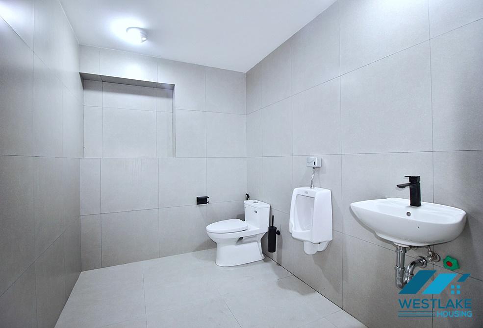 Large size office for rent in Tay Ho District, Ha Noi