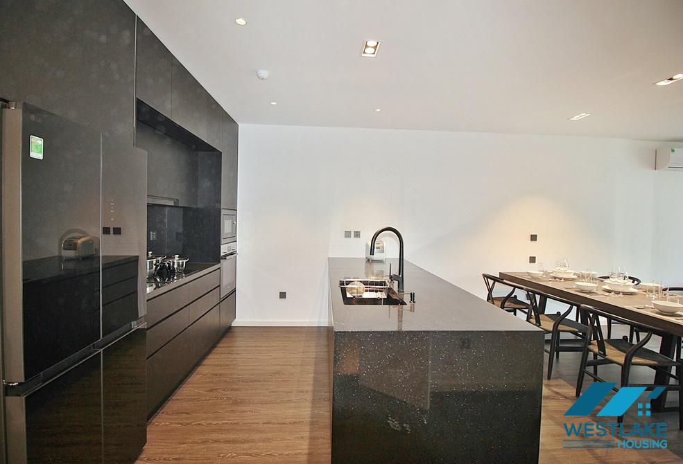 A beautiful 04 bedrooms apartment for rent on Quang An Street, Tay Ho, Ha Noi