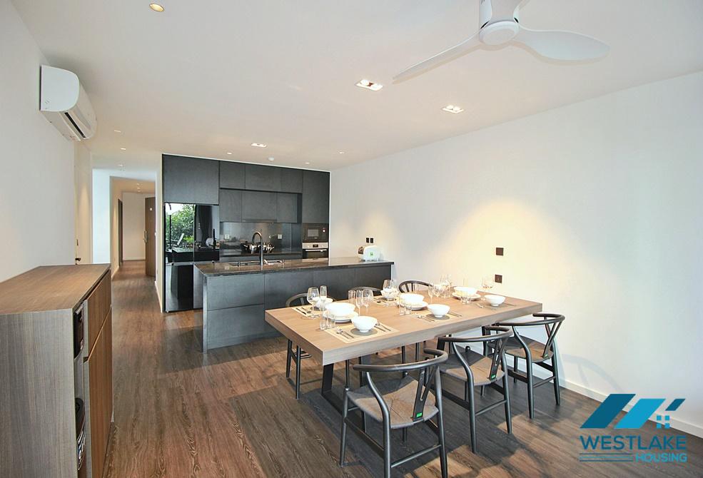 A beautiful 04 bedrooms apartment for rent on Quang An Street, Tay Ho, Ha Noi